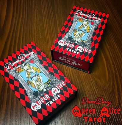 Dame Darcy Queen Alice Tarot